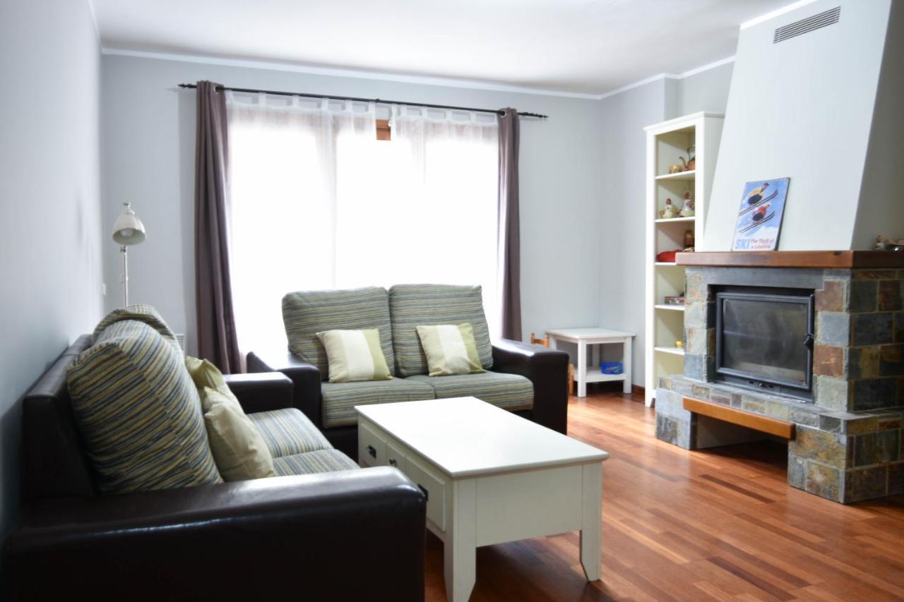 Apartamento Raval - L'Amfitriona Rialp Buitenkant foto